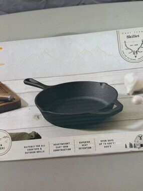 Yellowstone 8" Cast Iron Skillet New In Box. Oven Safe. Yellowstone Collection